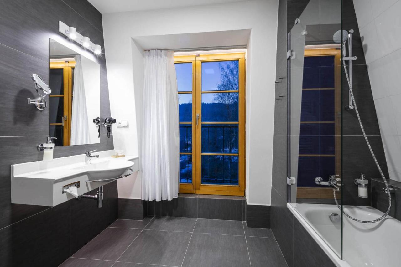 Hotel Ostrov Tisa Ngoại thất bức ảnh