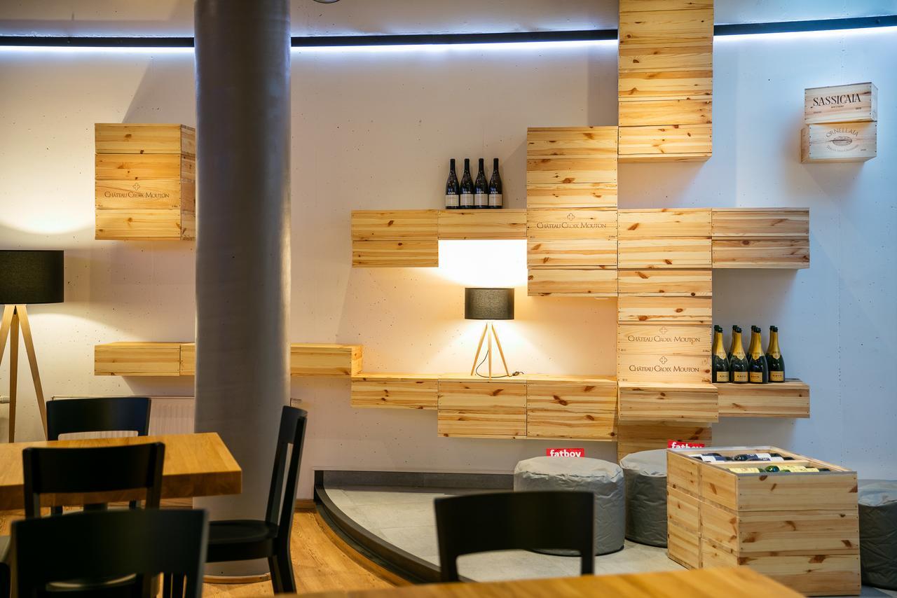 Hotel Ostrov Tisa Ngoại thất bức ảnh