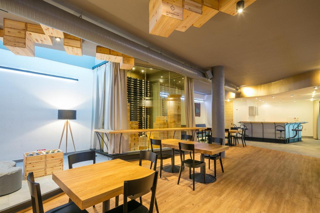 Hotel Ostrov Tisa Ngoại thất bức ảnh